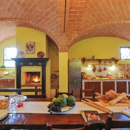 Luxurious In Monteroni dʼArbia