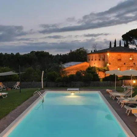 فيلة Luxurious In *